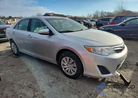 2013 Toyota Camry L z USA, uszkodzony, nr VIN 4T1BF1FK4DU652829